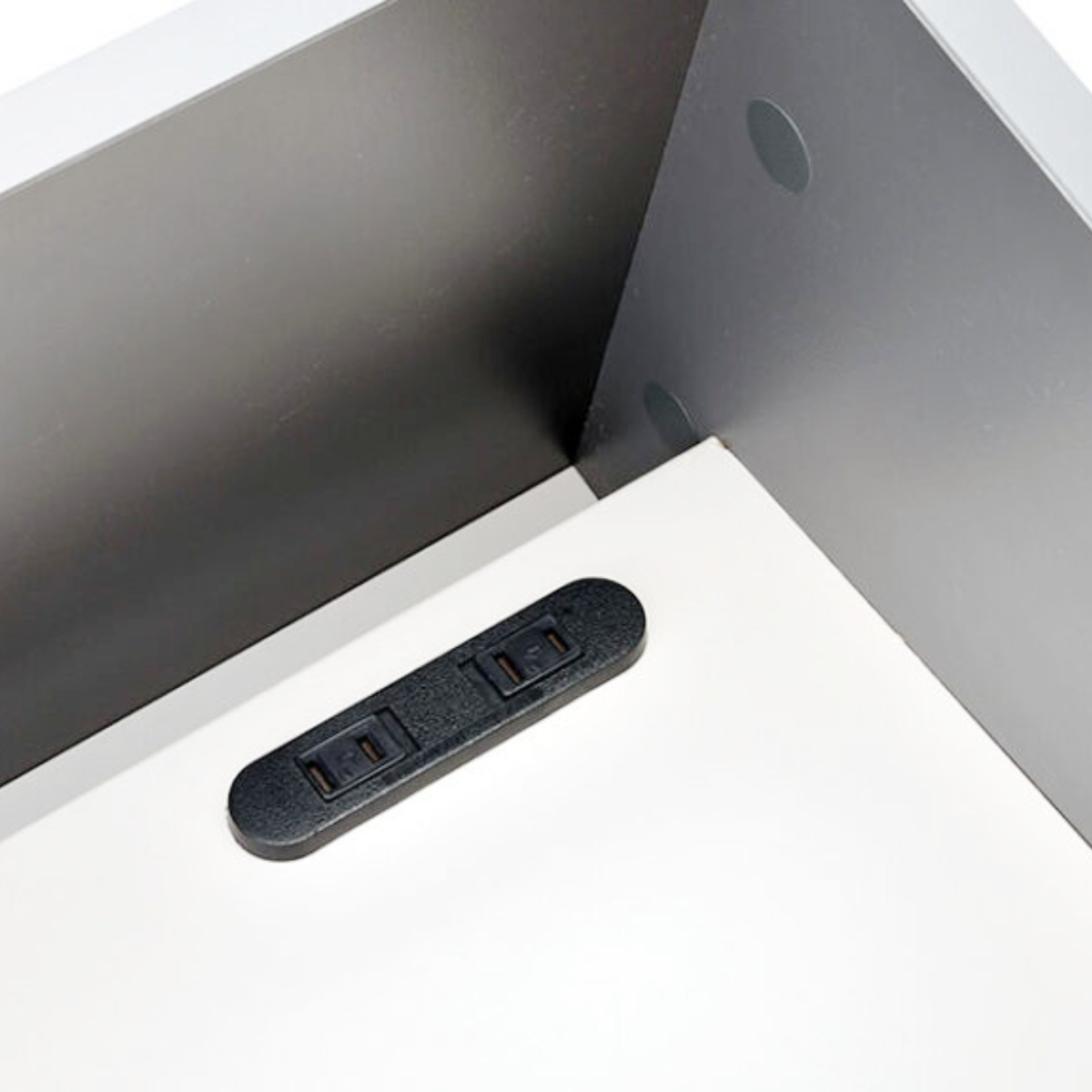 演説台 幅60cm 2口コンセント付き キャスター付き シェル ( 法人限定 演台 講演台 教壇 教卓 司会者台 スピーチ台 プレゼン台 マイク台 演説 収納棚 木目調 プレゼン 台 講義台 会議 学校 塾 会議室 セミナー オフィス 会社 ) 【グレー】 グレー