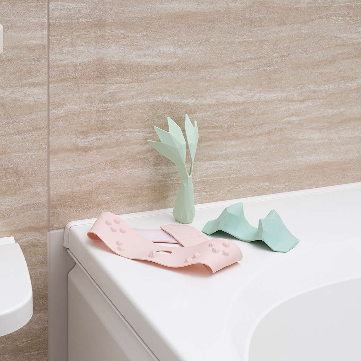 マッサージ器 キカケア ヘッドマッサージャー 頭皮ケア ( カッサ リフレッシャー マッサージグッズ セルフケア用品 シリコン ヘッドスパ 頭皮マッサージ リフレッシュ コンパクト 幾何学モチーフ おしゃれ 入浴 お風呂 自宅 )