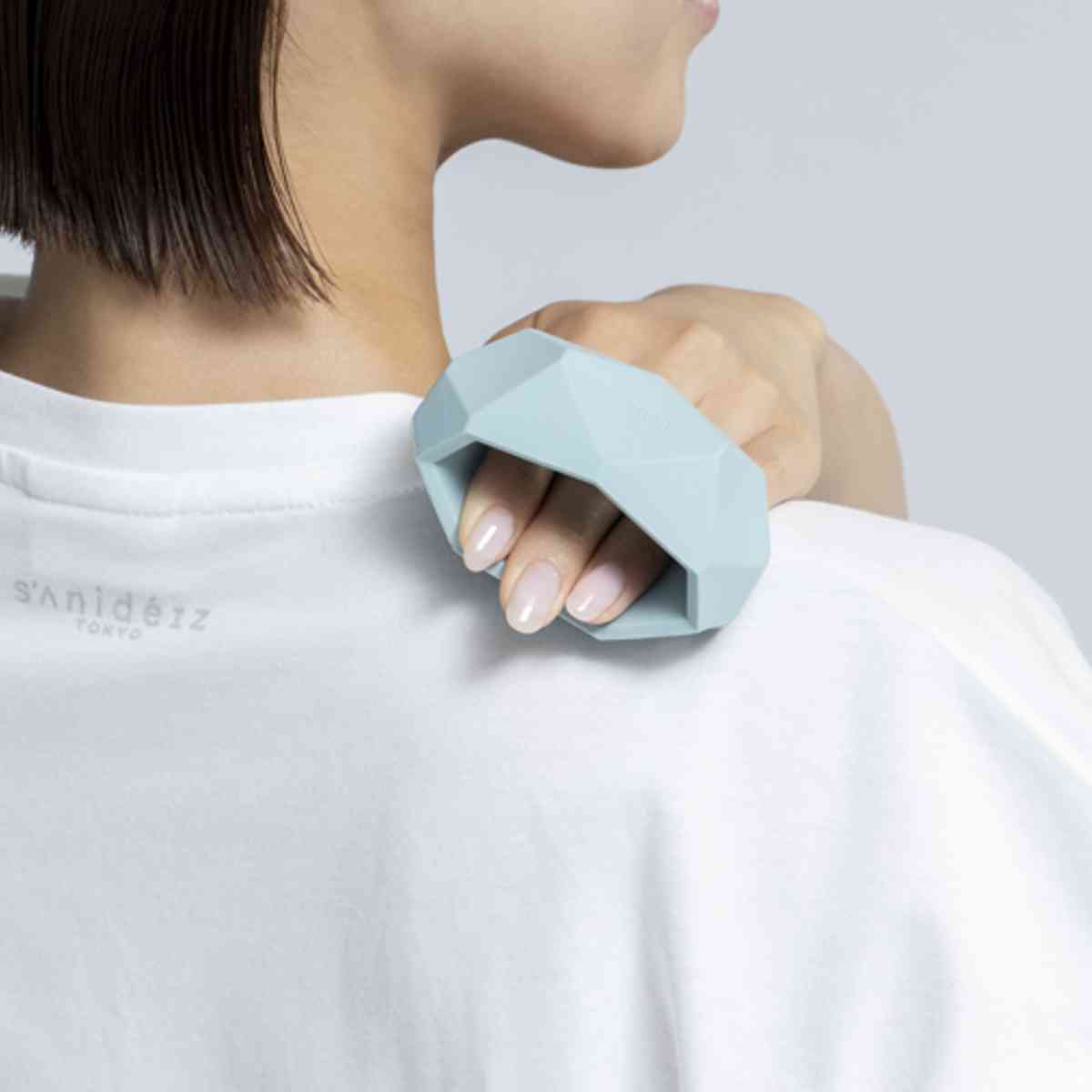 マッサージ器 キカケア マルチマッサージャー ツボ押し 指圧器 ( つぼ押し マッサージグッズ セルフケア用品 首回り 頭皮ケア 頭皮マッサージ シリコン リフレッシュ コンパクト 幾何学モチーフ おしゃれ オフィス 会社 自宅 )