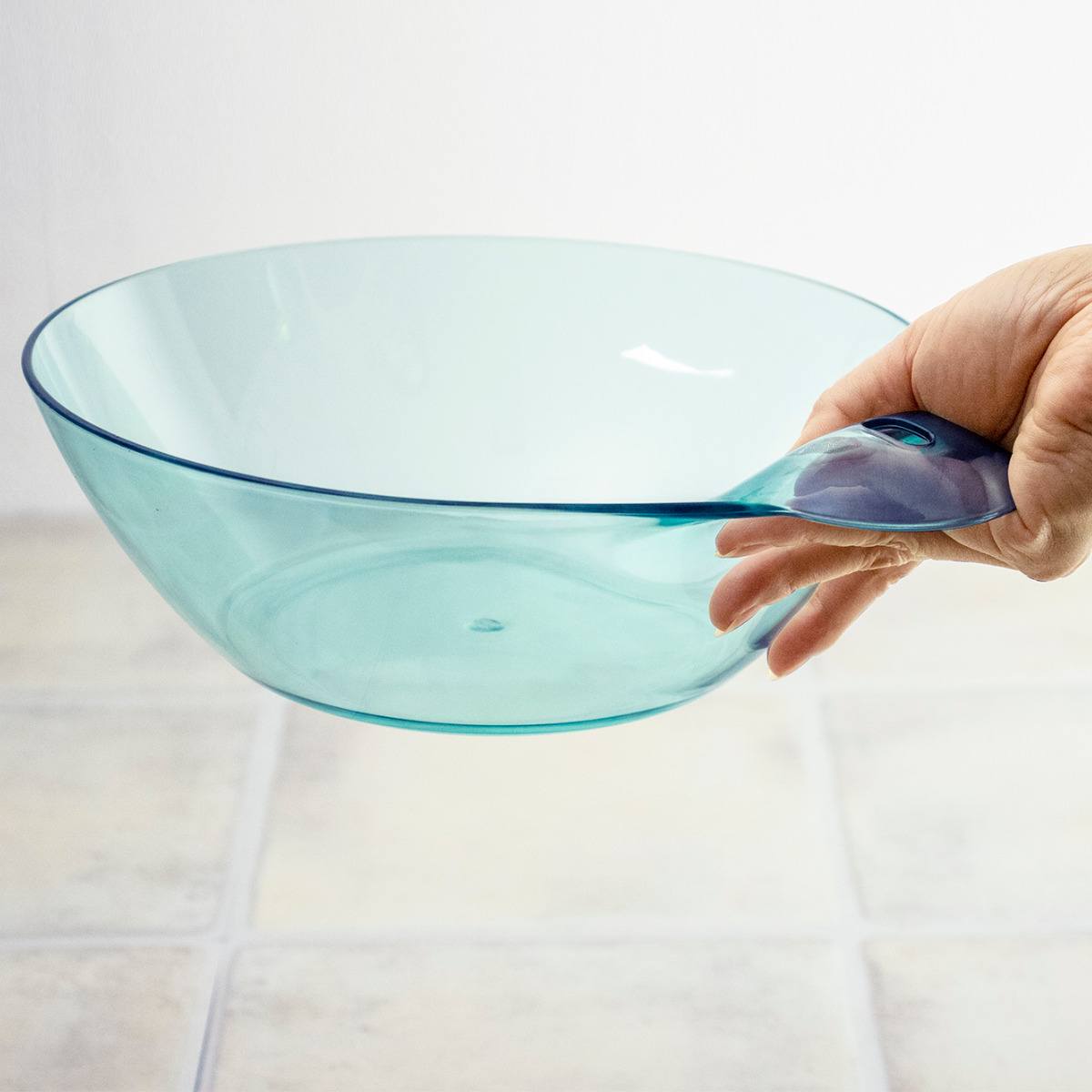 湯桶 karali カラリ ( 湯おけ 風呂おけ クリア 洗面器 風呂桶 透明 くすみカラー ウォッシュボール 速乾 通気性 かびにくい 壁掛け フック 軽い 丈夫 収納 ) 【モーヴピンク】 モーヴピンク