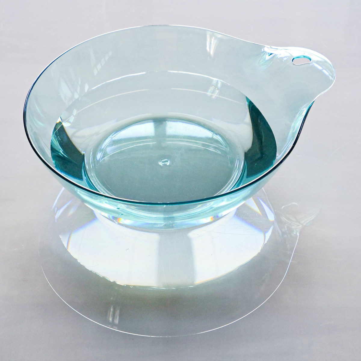 湯桶 karali カラリ ( 湯おけ 風呂おけ クリア 洗面器 風呂桶 透明 くすみカラー ウォッシュボール 速乾 通気性 かびにくい 壁掛け フック 軽い 丈夫 収納 ) 【モーヴピンク】 モーヴピンク