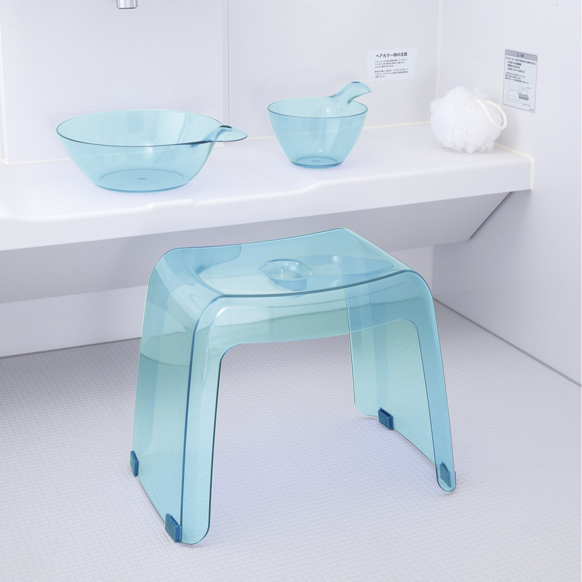 風呂椅子 カラリ karali 高さ30cm ( 風呂イス 風呂いす シャワーチェア バスチェア 腰かけ 30H 透明 くすみカラー 高さ 30cm 30 コの字 滑り止め すべり止め イス いす 椅子 風呂 お風呂 バス ) 【モーヴホワイト】 モーヴホワイト