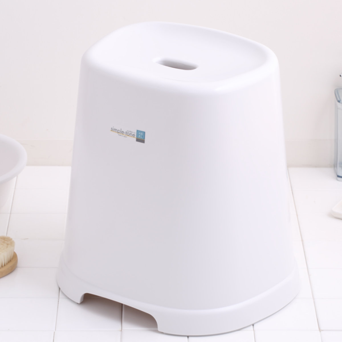 風呂椅子 シンプルトーン 座面高さ 40cm 日本製 ( 風呂いす お風呂 腰かけ イス 座面高40 入浴 抗菌 抗菌加工 銀イオン バスグッズ 椅子 ホワイト ブルー シンプル ) 【ホワイト】 ホワイト