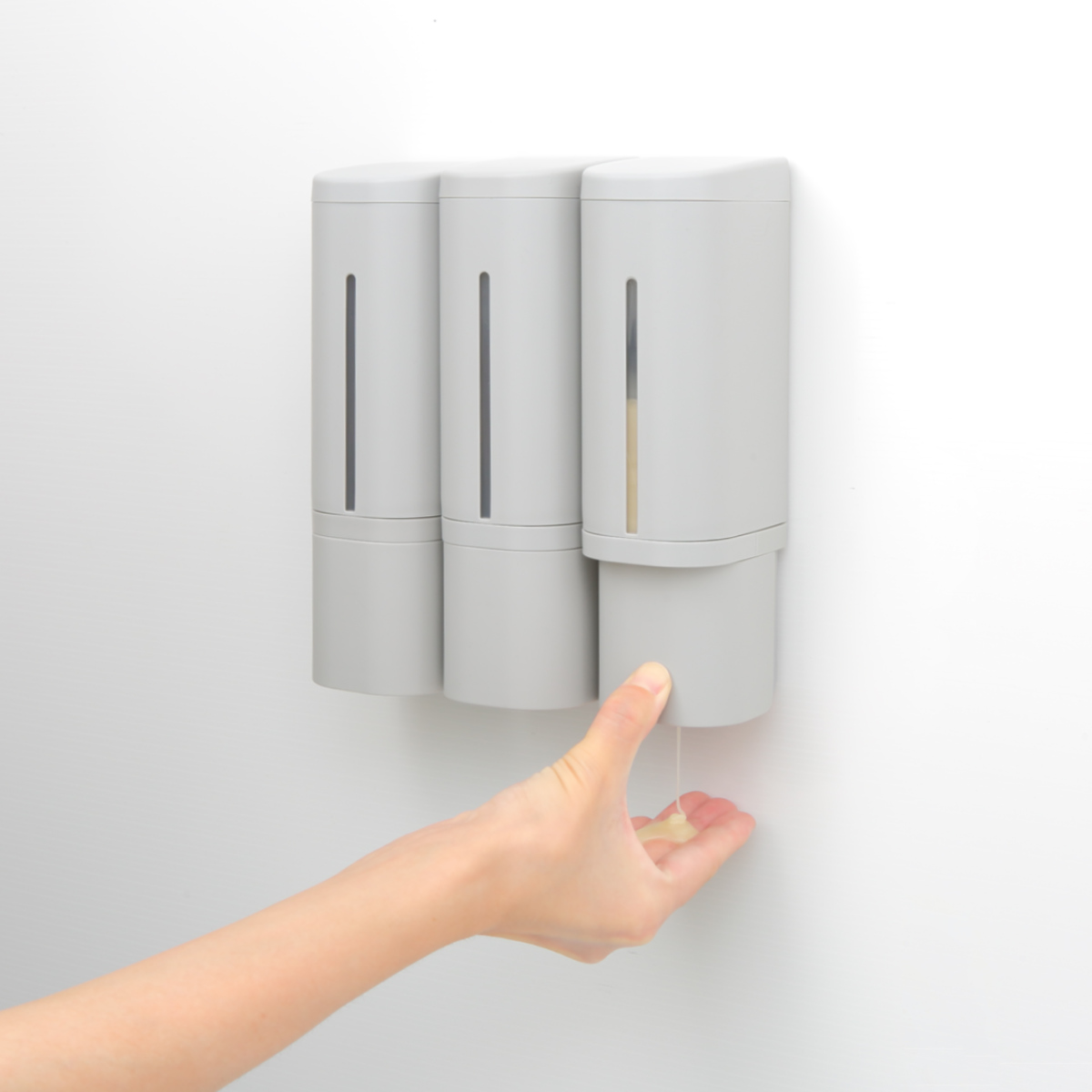 ディスペンサー 500ml リキッドタイプ シールフックタイプ ホバー ( 液体 ソープディスペンサー 詰め替えボトル ソープボトル 壁面 詰め替え プッシュ 風呂 壁付け シール付 シンプル ホワイト ダークグレー グレー ) 【グレー】 グレー