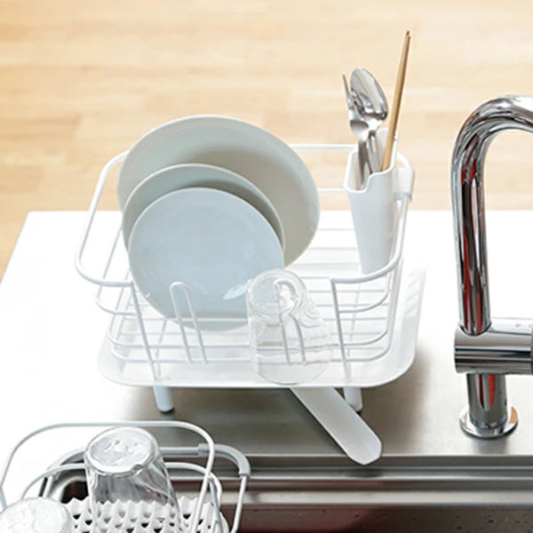 水切りラック ディッシュドレイナー ミニ リベラリスタ カトラリーポケット付き ( 水切りかご 水切りカゴ 水切りバスケット シンクサイド キッチン用品 コンパクト 水周り用品 洗い物 シンク回り スリム水切りかご 水切りセット ) 【レッド】 レッド