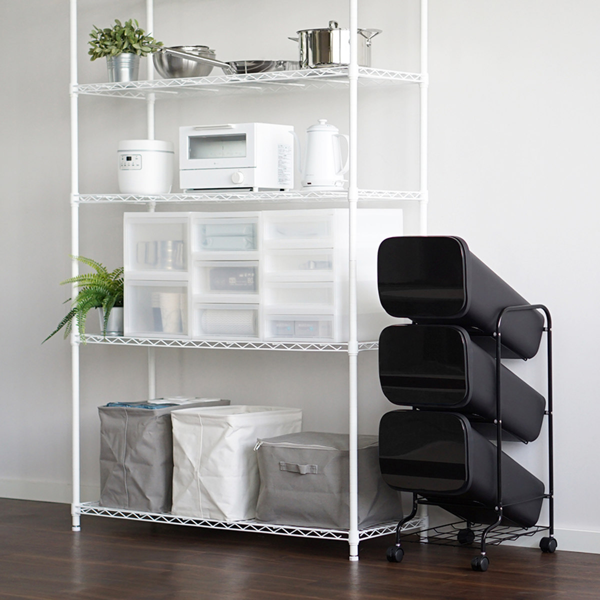 ゴミ箱 3段 Nスムース スタンドダストボックス ( ごみ箱 19L×3 ふた付き ダストボックス 分別ごみ箱 キャスター付き 縦型 20リットル 3個 フタ付 前開き キッチン スリム 蓋付き くずかご たて型 収納 ダストBOX ) 【ブラック】 ブラック