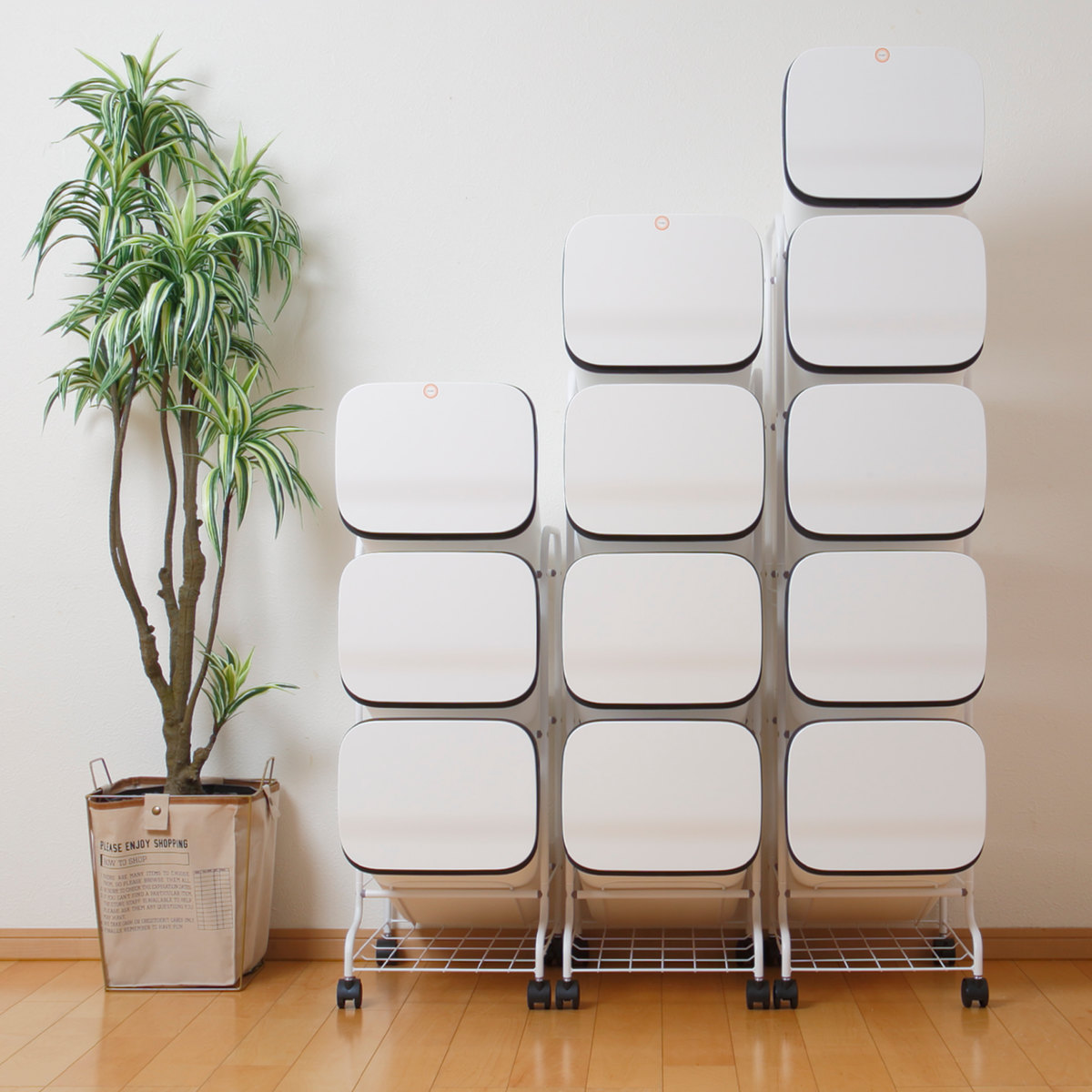 ゴミ箱 3段 Nスムース スタンドダストボックス ( ごみ箱 19L×3 ふた付き ダストボックス 分別ごみ箱 キャスター付き 縦型 20リットル 3個 フタ付 前開き キッチン スリム 蓋付き くずかご たて型 収納 ダストBOX ) 【ブラック】 ブラック