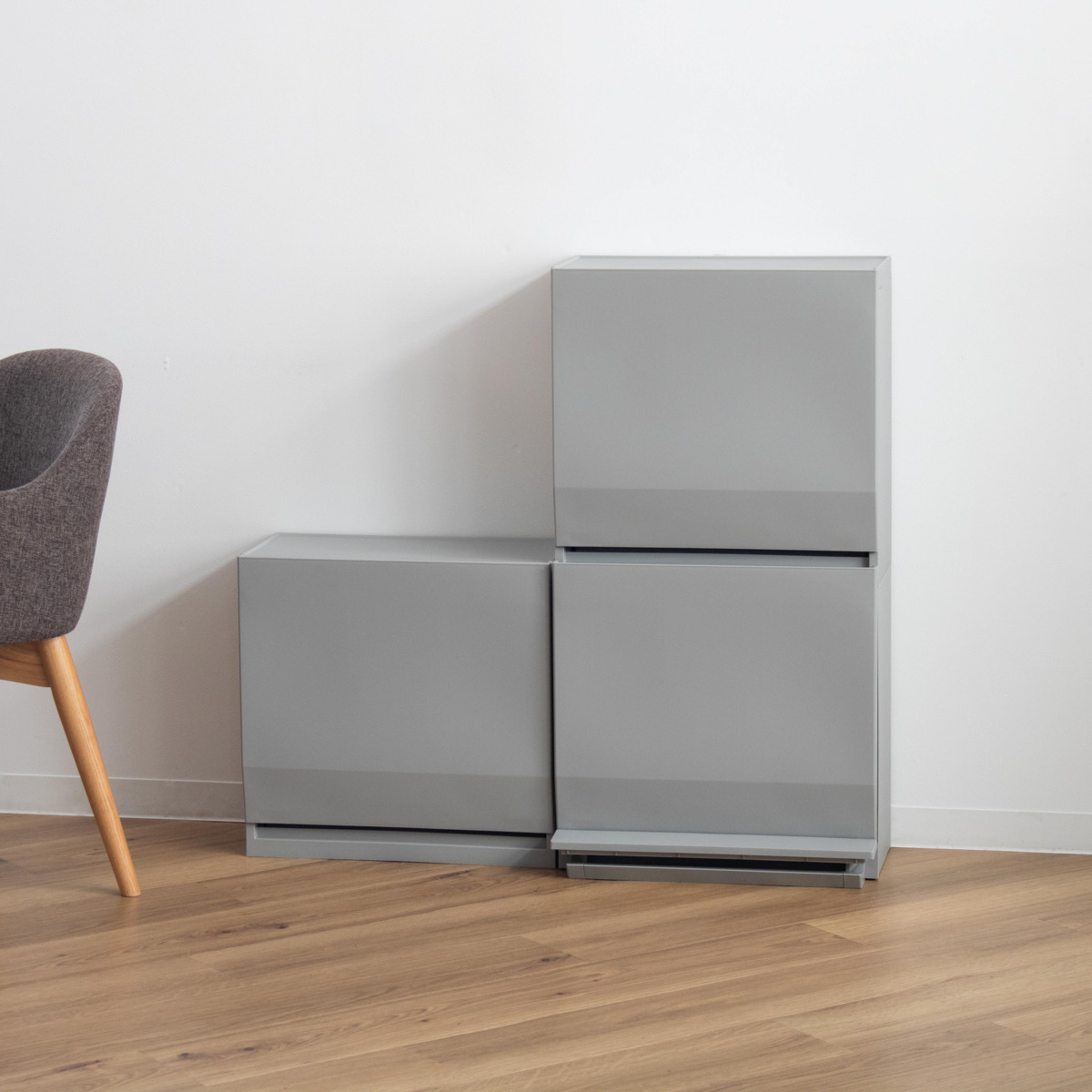 ゴミ箱 SOLOW 通路で使えるペダル分別ストッカー 22.5L 1段 ( ごみ箱 22.5リットル ソロウ ペダル式 フラップ式 ふた付き 分別 キャスター付き スリム 幅45 キッチン 角型 ホワイト ブラック シンプル 抗菌 ) 【ホワイト】 ホワイト