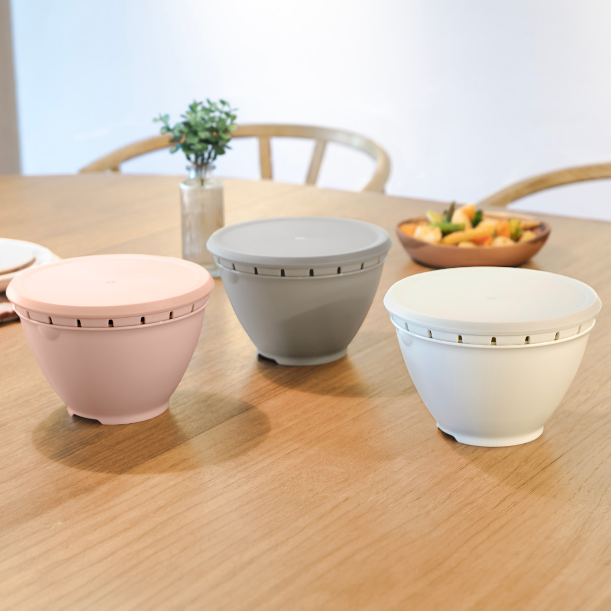 ザル・ボール 3点セット Sサイズ リベラリスタ ボールコランダーセットS フタ付き ( 食洗機対応 電子レンジ対応 ボウル ザル コランダー 耐熱ボウル ボール ざる 水切りザル 水切り 湯切り 下ごしらえ 蓋付き ふた付き ) 【ホワイト】 ホワイト