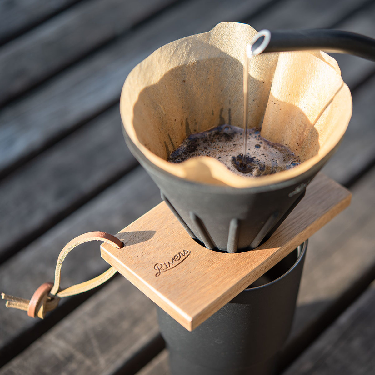 Rivers リバーズ コーヒードリッパーホルダー-ポンド3 ( ドリッパー用 ホルダー 木製 天然木 レザーストラップ おしゃれ シンプル 持ち運び アウトドア キャンプ )