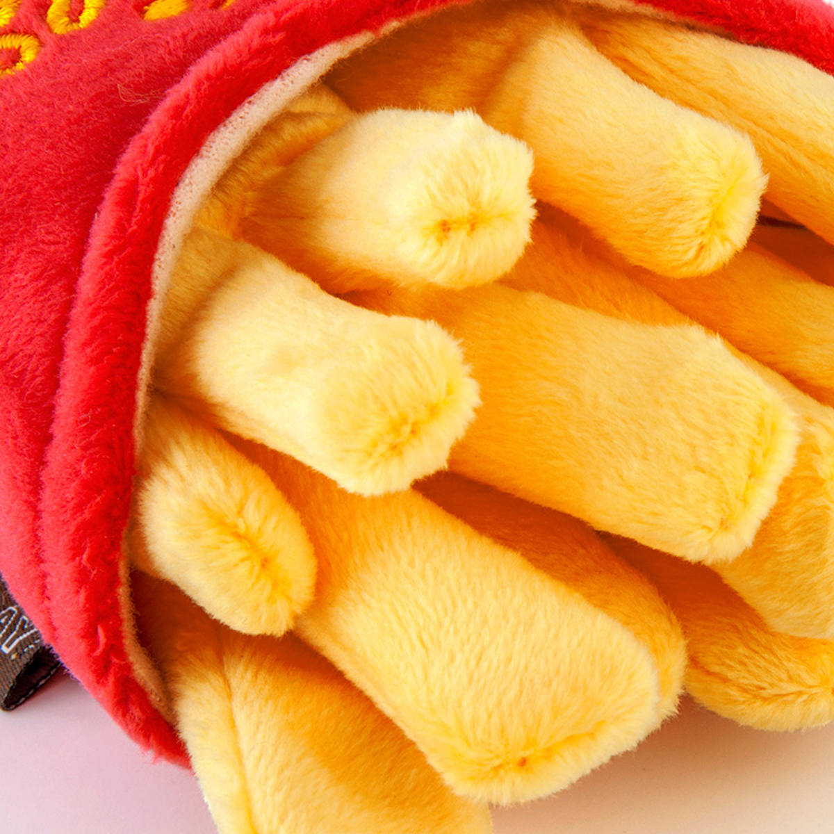 犬用おもちゃ PLAY アメリカンクラシック フレンチフライ ペット ( 犬 おもちゃ ポテト ぬいぐるみ 鳴き笛入り 丸洗いOK 安全基準 モチーフ ユニークデザイン ぬいぐるみトイ ベロア素材 )