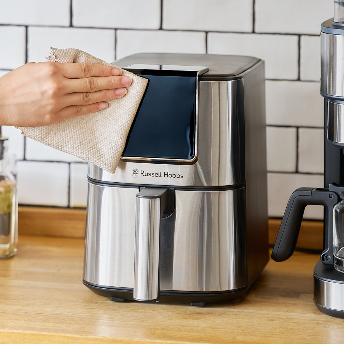 Russell Hobbs エアフライオーブン 4L ノンフライヤー 電気フライヤー ( ラッセルホブス Air Fry Oven エアフライヤー ノンオイル 油を使わない 低カロリー 揚げ物 レシピ付 時短調理 簡単調理 ほったらかし シルバー )