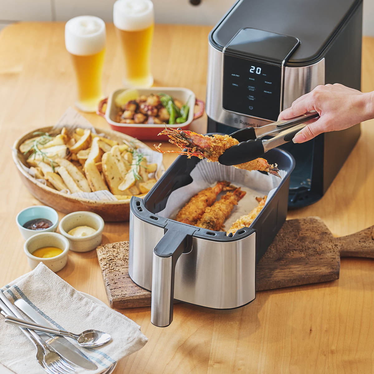 Russell Hobbs エアフライオーブン 4L ノンフライヤー 電気フライヤー ( ラッセルホブス Air Fry Oven エアフライヤー ノンオイル 油を使わない 低カロリー 揚げ物 レシピ付 時短調理 簡単調理 ほったらかし シルバー )