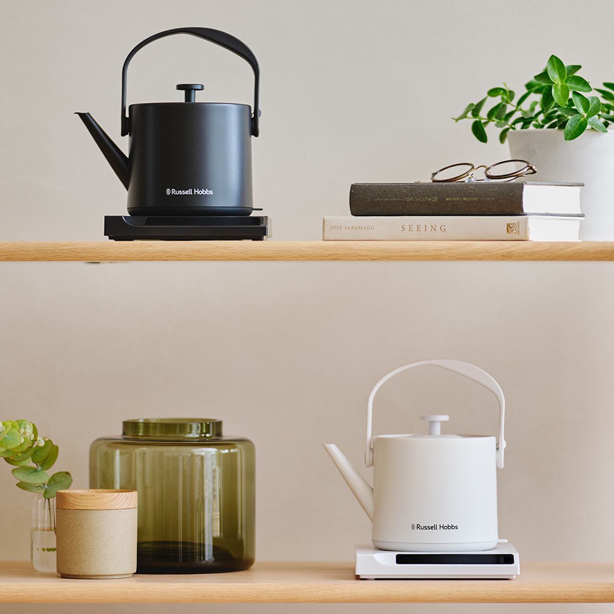 Russell Hobbs 電気ケトル 600ml 温度調節付き 保温機能付き Tケトル ( ラッセルホブス 電気ポット 0.6L 温度調節 温度設定 保温 湯沸かし おしゃれ 湯沸しポット 湯沸し器 ポット 0.6リットル ドリップ キッチン家電 キッチン小物 ) 【ホワイト】 ホワイト
