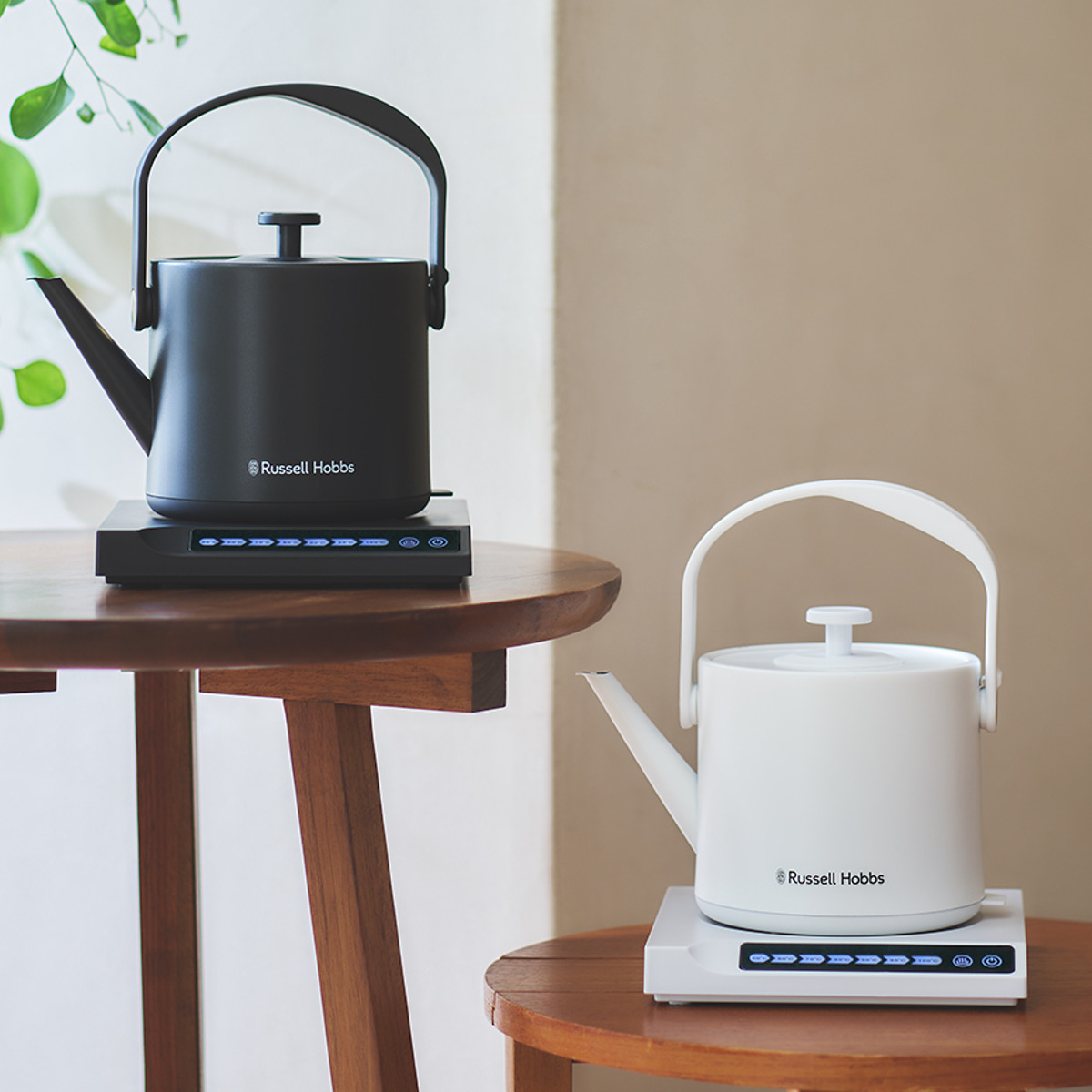 Russell Hobbs 電気ケトル 600ml 温度調節付き 保温機能付き Tケトル ( ラッセルホブス 電気ポット 0.6L 温度調節 温度設定 保温 湯沸かし おしゃれ 湯沸しポット 湯沸し器 ポット 0.6リットル ドリップ キッチン家電 キッチン小物 ) 【ホワイト】 ホワイト