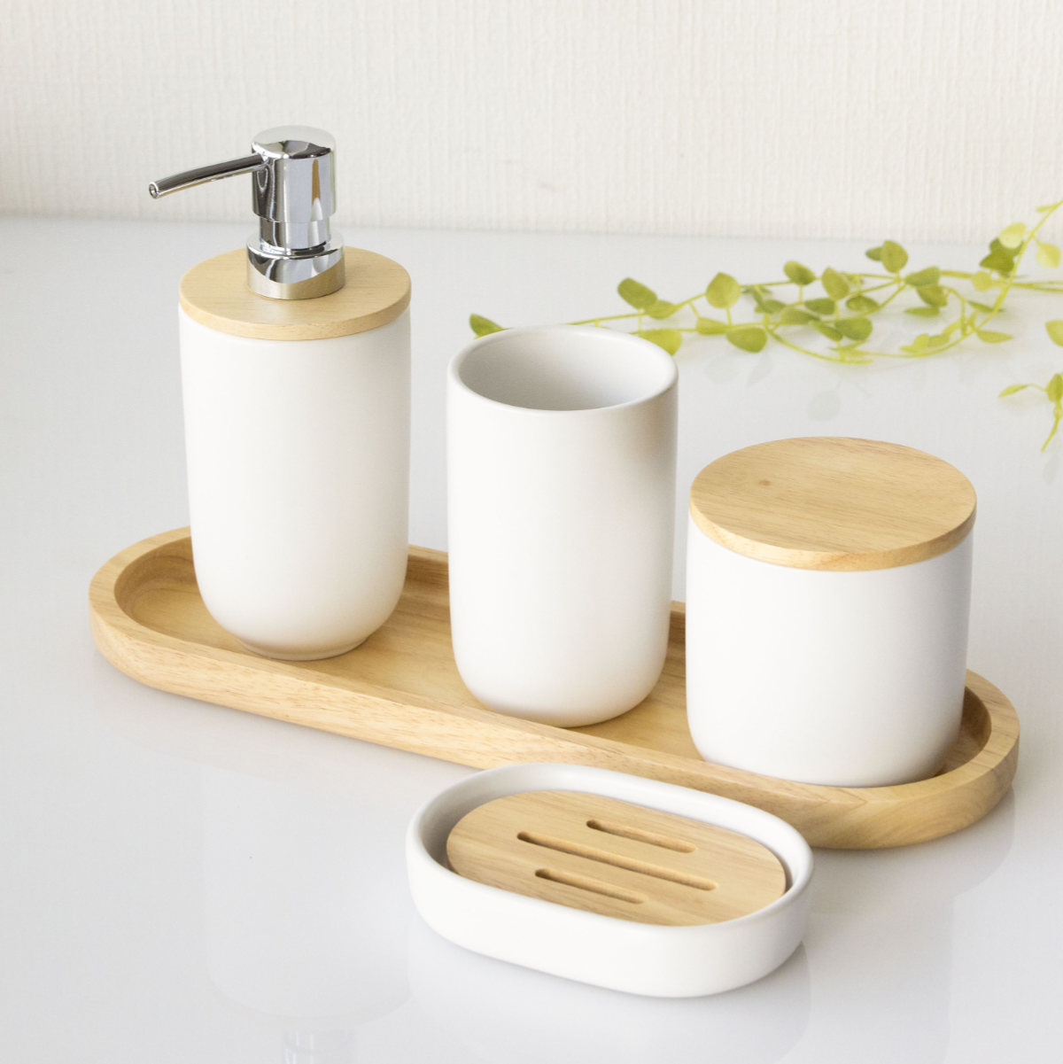 ソープディッシュ SALUS ナチュラル ( セイラス 石鹸トレー ソープトレイ 石けん置き 石鹸 お風呂 洗面 石けん皿 固形石鹸 石鹸置き 手洗い 洗顔 石けん ホワイト シンプル )