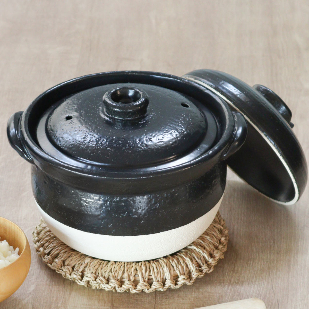 【新品未使用】 萬古焼ごはん鍋　大黒窯　3合炊き　説明書付　レンジ　IH 直火 Amazon｜華月 大黒ごはん鍋 3合炊き 萬古焼｜ご飯鍋・文化鍋