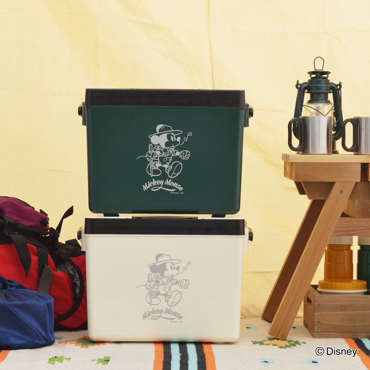 クーラーボックス 12L ディズニークールボックス2 ミッキー プーさん ( ディズニー Disney ミッキーマウス くまのプーさん 保冷 クーラーBOX 保冷ボックス キャンプ アウトドア ハンドル付き ショルダーベルト付き 日本製 ) 【アイボリー】 アイボリー