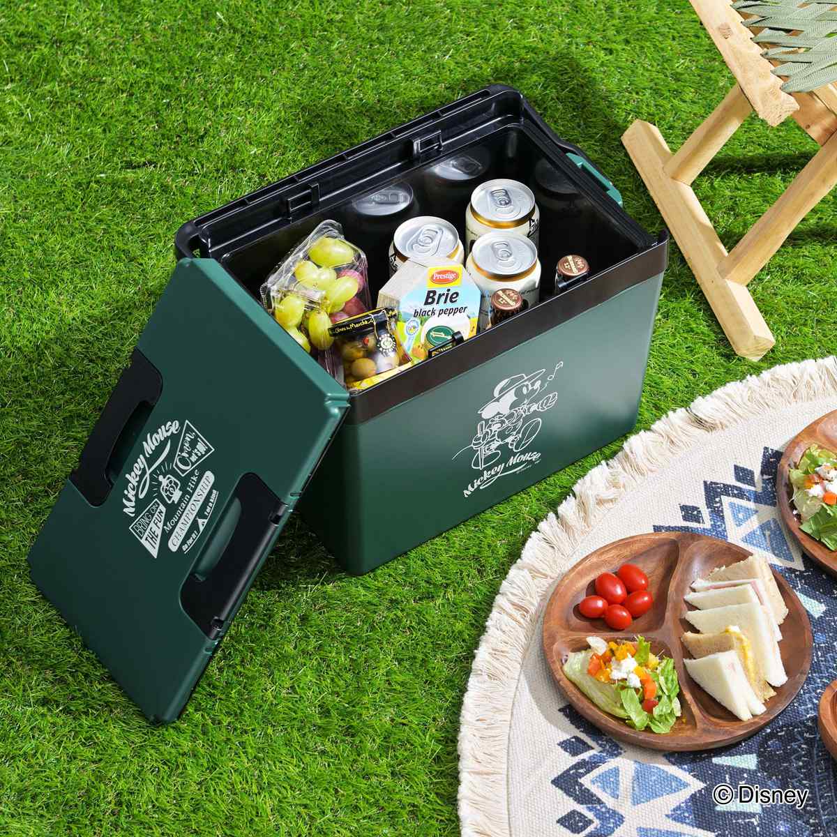 クーラーボックス 12L ディズニークールボックス2 ミッキー プーさん ( ディズニー Disney ミッキーマウス くまのプーさん 保冷 クーラーBOX 保冷ボックス キャンプ アウトドア ハンドル付き ショルダーベルト付き 日本製 ) 【アイボリー】 アイボリー