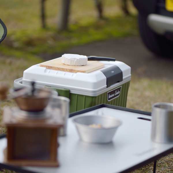 クーラーボックス 9L ベリアスクーラー ハードタイプ ( 保冷 クーラーBOX 保冷ボックス クーラーバッグ 冷蔵ボックス 9リットル キャンプ アウトドア レジャー 行楽 ) 【ホワイト×グリーン】 ホワイト×グリーン