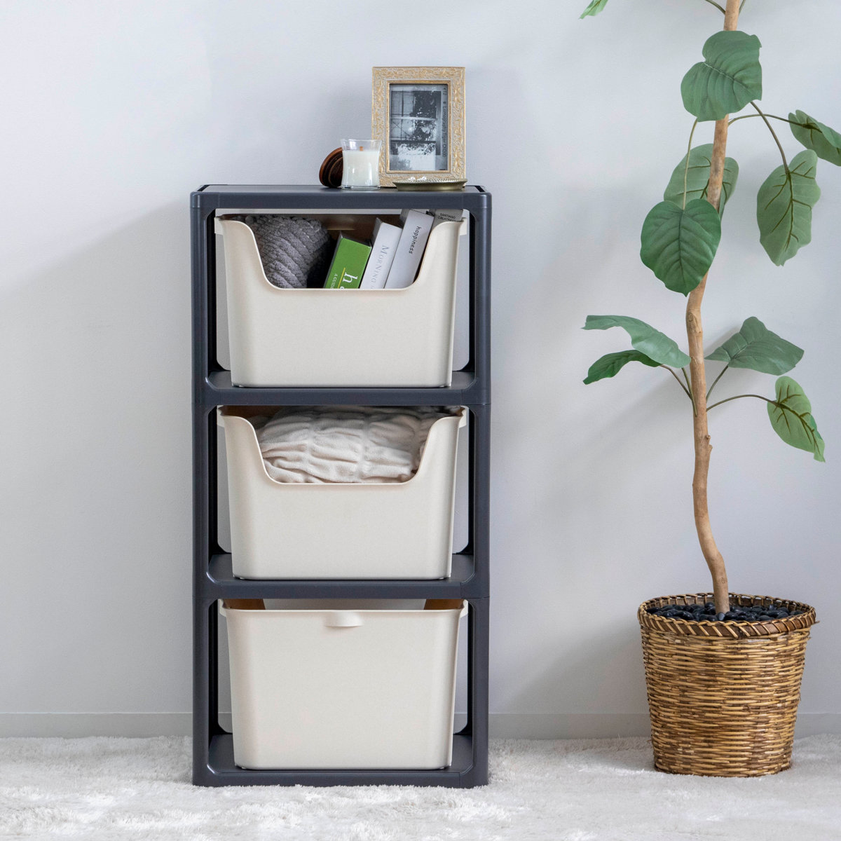 ラック 3段 収納ボックス付き カタス 組立品 日本製 ダークグレー ( 収納ケース 収納 ボックス プラスチック ケース 収納ラック 小物入れ オープンラック シェルフ おもちゃ箱 衣類収納 フリーラック おしゃれ ) 【ピンク】 ピンク