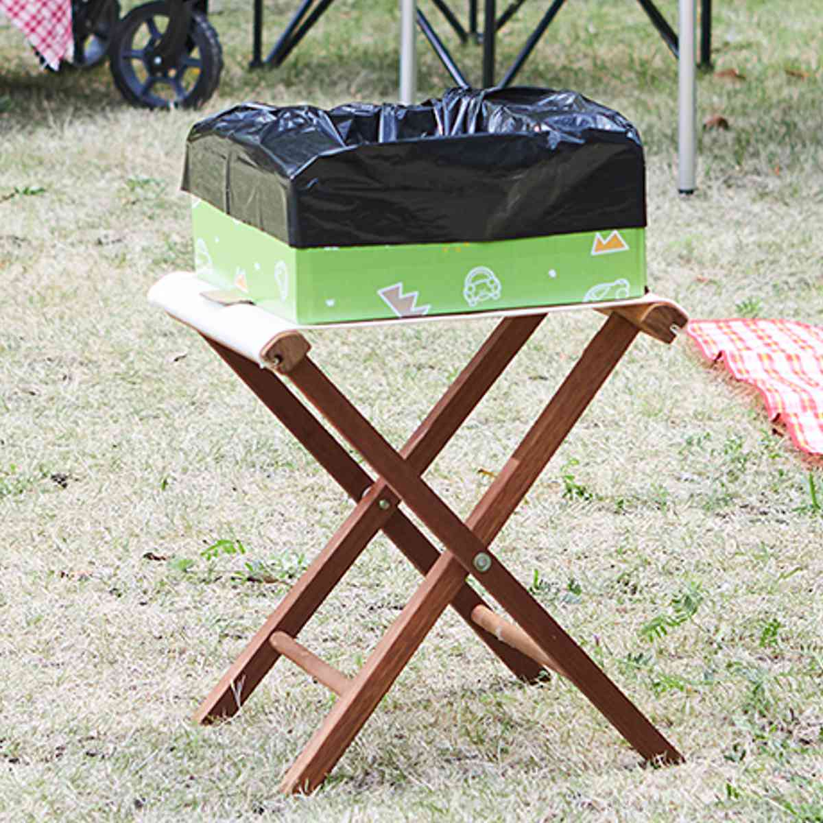 緊急トイレ 非常用 簡易トイレ コンパクト 車載用 防災 渋滞 ( 災害 トイレ ダンボール製 凝固剤 処理袋 ポンチョ トイレセット 5回分 体重120kgまで 緊急用 簡易 持ち運び 携帯トイレ 非常トイレ 使い捨て 災害時 ドライブ )