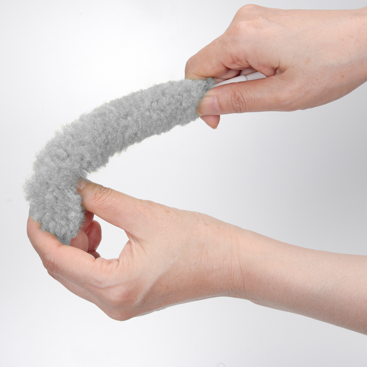 ボトル洗いブラシ アフロのひと回し スリムボトル用 ( ボトル洗いスポンジ ボトル用スポンジ 冷水筒洗い キッチンスポンジ 柄付き 日本製 キッチンブラシ 洗浄ブラシ 柄付きブラシ ペットボトルスポンジ キズがつきにくい )