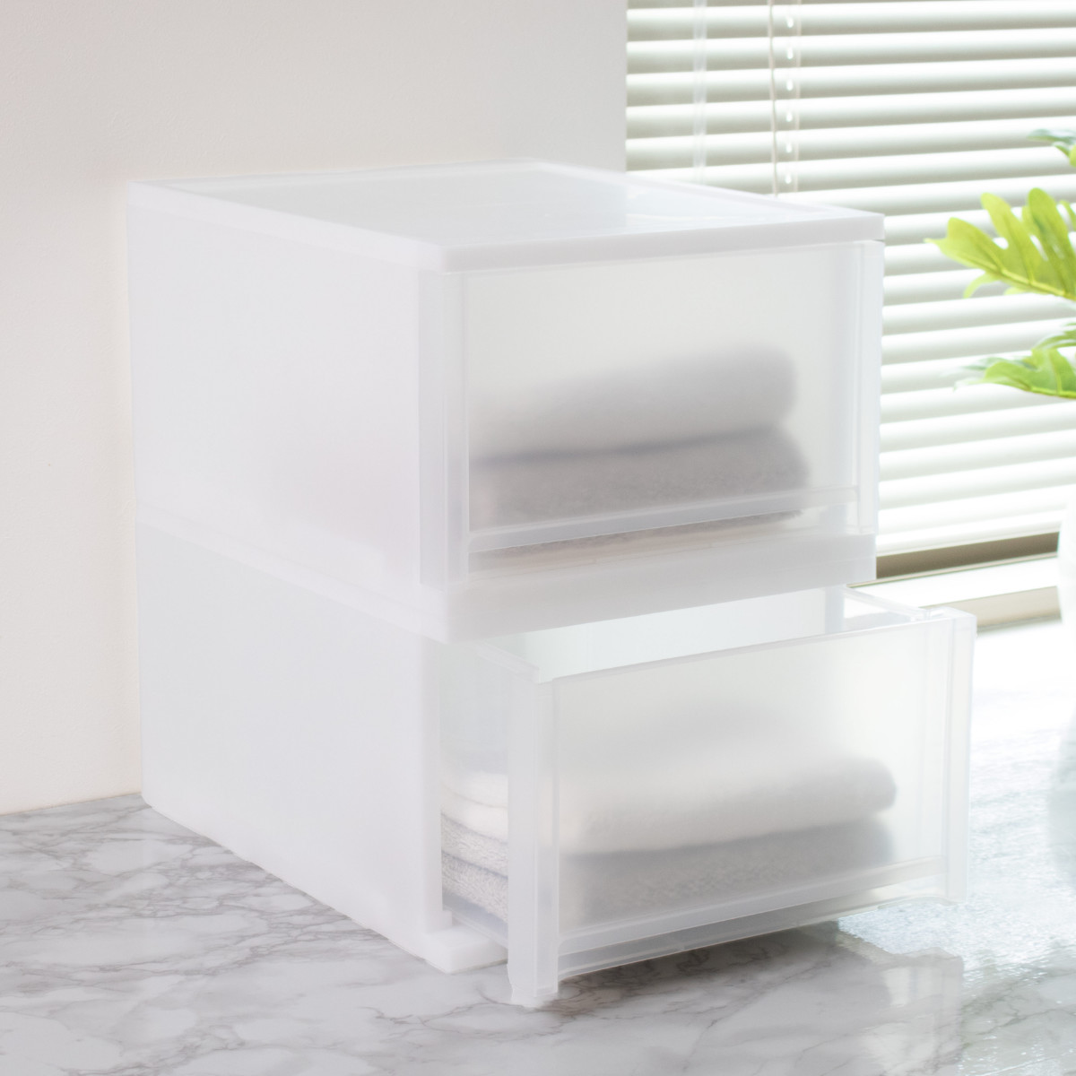 収納ケース 引出し Brio A4 深型1段ケース 幅27×奥行34.7×高さ18.5cm ( 収納ボックス 収納 プラスチック 小物収納 小物 積み重ね スタッキング 小物入れ 小物整理 書類 書類整理 デスク収納 仕切り付き 仕切り板 ) 【ブラウン】 ブラウン