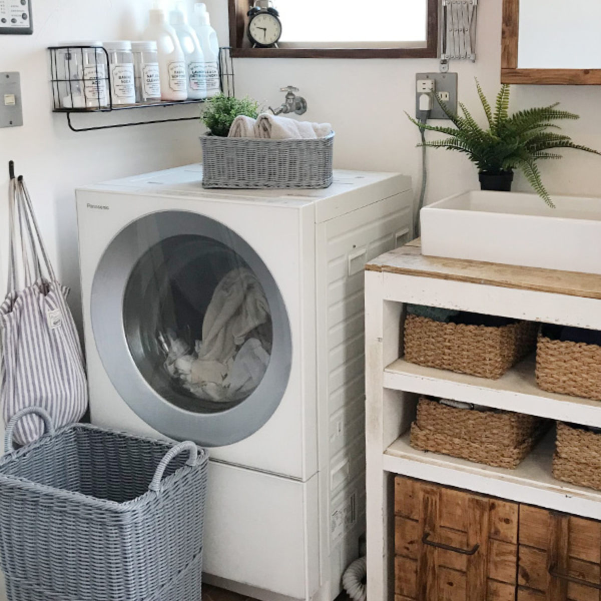 かご 洗える 抗菌素材 ドライヤー入れバスケット L KLEANE ( 手編み 収納 カゴ 水洗い 食洗機対応 レンジ対応 幅30×奥行20.5×高さ11cm 小物収納 収納かご キレーネ 小物入れ おしゃれ 丈夫 ハンドメイド リビング 洗面所 ) 【グレー】 グレー