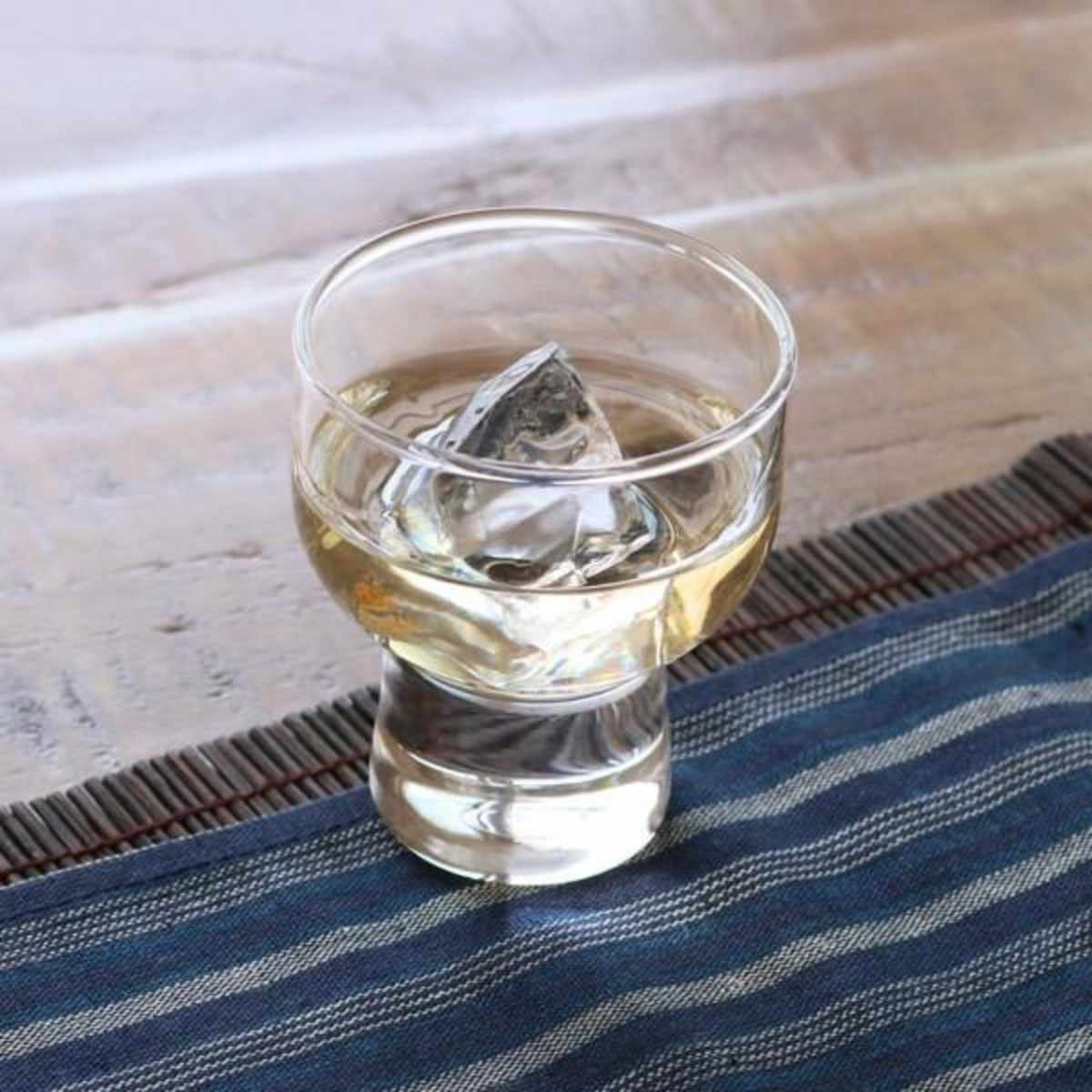 盃 お猪口 冷酒用 65ml ガラス （ 食洗機対応 冷酒用グラス 杯 冷酒 日本酒 酒器 おちょこ ガラス食器 ガラスコップ ぐい呑み おしゃれ ）