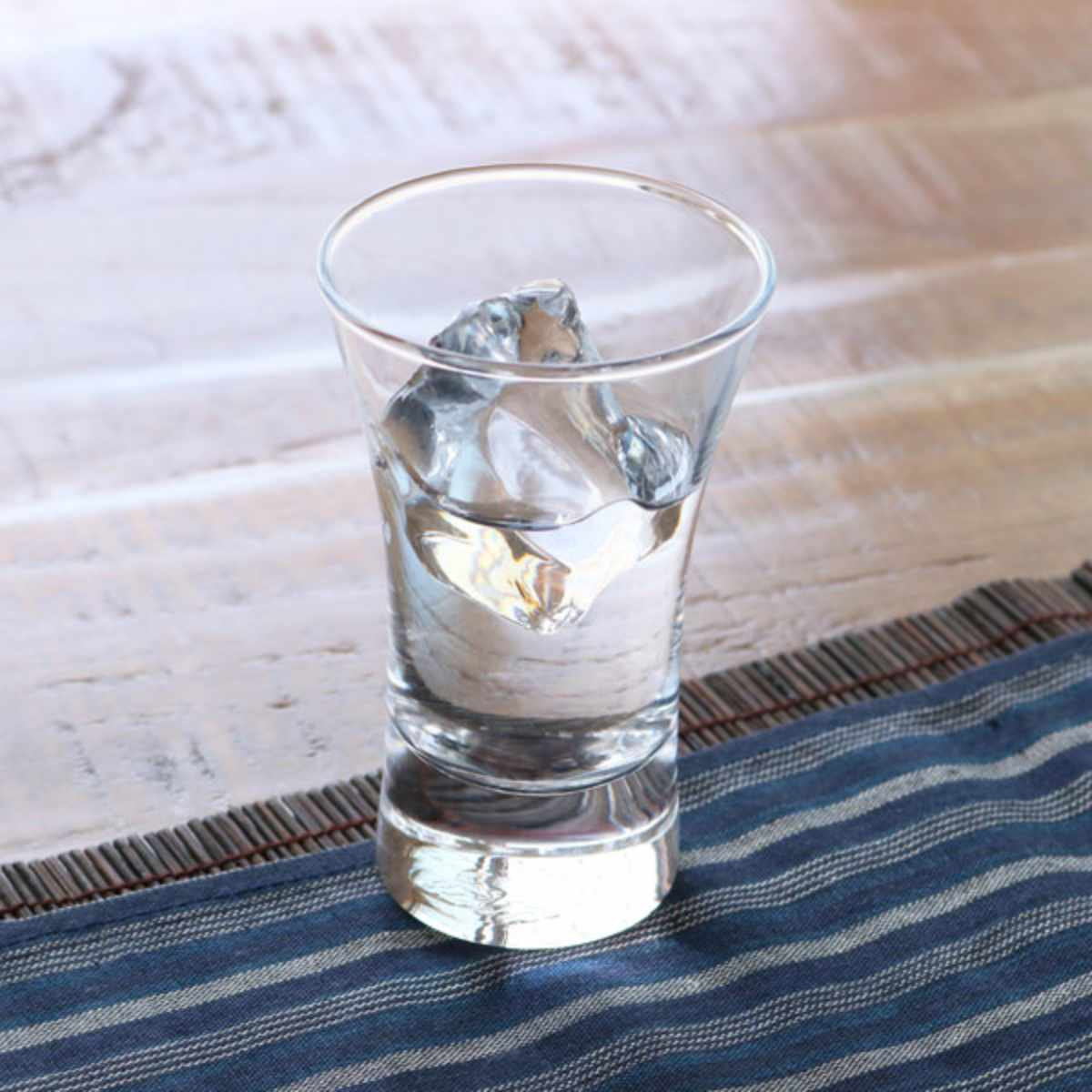盃 冷酒用 110ml ガラス （ 食洗機対応 冷酒用グラス 杯 冷酒 日本酒 酒器 おちょこ ガラス食器 ガラスコップ ぐい呑み おしゃれ ）