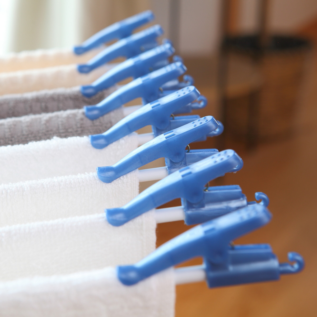 物干しスタンド 45 室内物干し クリップ付き 16枚掛け 折りたたみ式 ( スタンド物干 洗濯物干し 物干しハンガー タオル干し 物干し 洗濯 部屋干し 省スペース コンパクト タオル 平干し タオルハンガー ハンガーラック クリップ付 ) 【ブルー】 ブルー