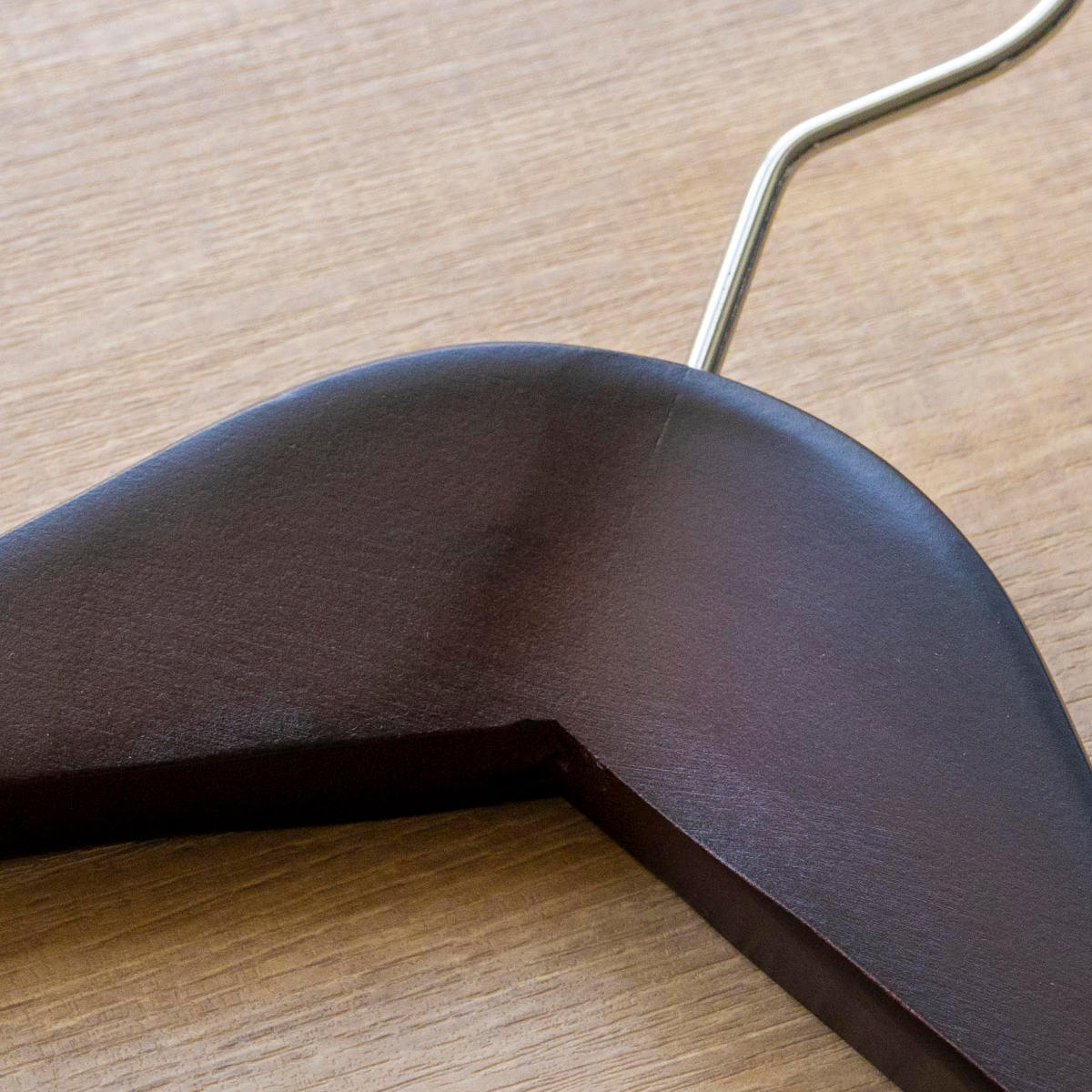 ハンガー 木製ハンガー クリップ付 5本組 ( スーツハンガー 木製 5本セット クリップ付き 滑り止め 薄型 フォーマルハンガー 洋服ハンガー 5本 ボトム用 クリップ 天然木 回転フック ) 【クリア】 クリア