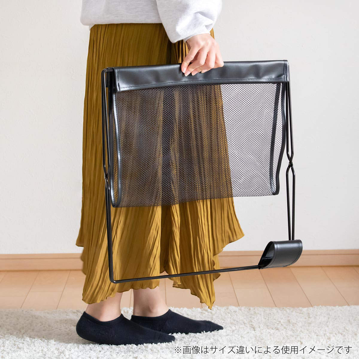 手荷物入れ レザー調 ハンモック型 メッシュバスケット S ( バスケット ボックス 荷物入れ 荷物置き かご 収納 メッシュ マガジンラック 玄関収納 折りたたみ 持ち手 折り畳み コンパクト 荷物 小物 一時置き 玄関 雑誌 本 )
