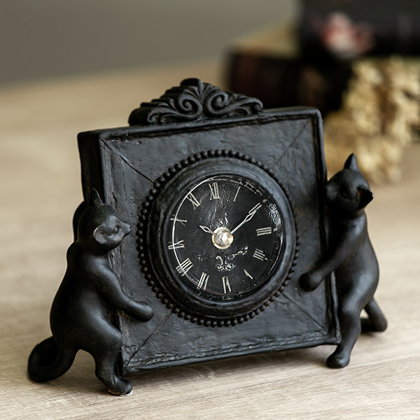 置き時計 ネコ スタンド アナログ 四角 卓上 （ 置時計 時計 インテリア アンティーク 雑貨 とけい クロック ねこ 猫 アニマル おしゃれ ）