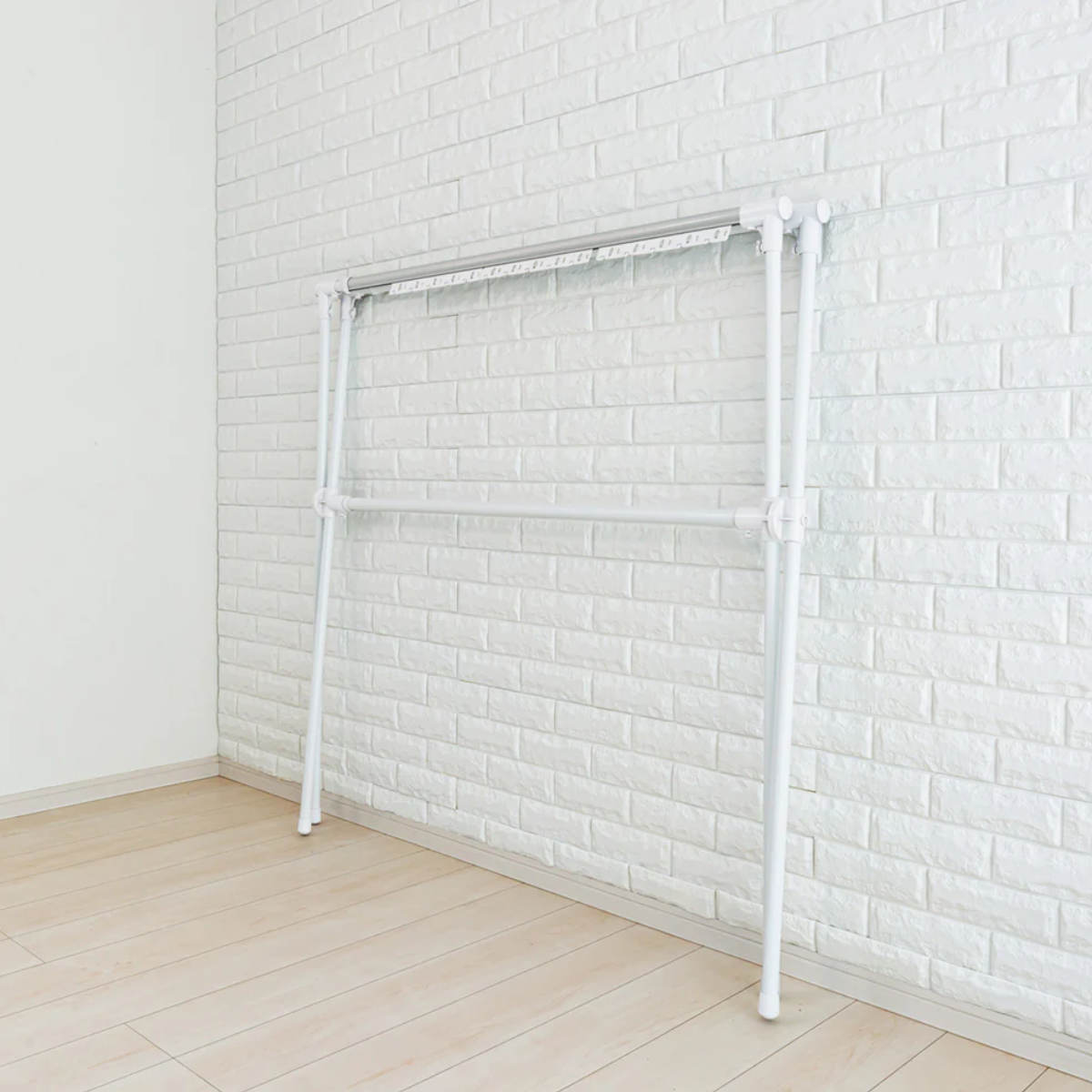 物干し 洗濯物干し 布団干し 伸縮式 X型 幅 134~230cm ( 物干しスタンド 伸縮 ハンガーホルダー付き 折り畳み 室内用物干し 大容量 組み立て簡単 コンパクト 収納 ホワイト )