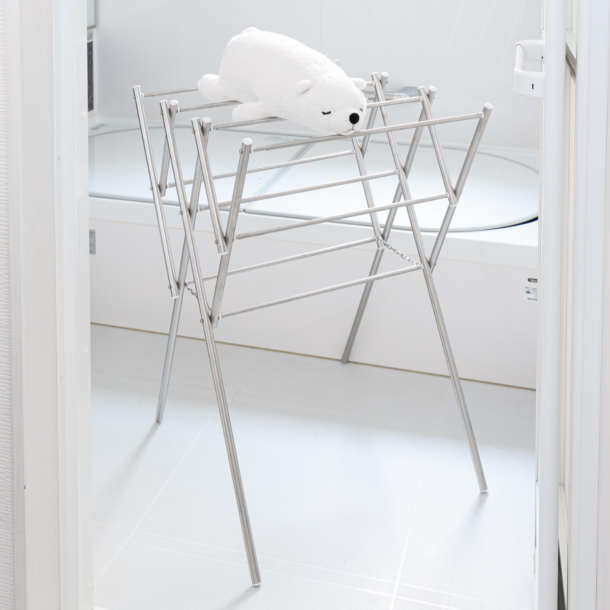 物干し ステンレス バスタオルハンガー 折りたたみ式 伸縮式 ( バスタオル ハンガー 伸縮 タオル干し 物干しスタンド 2段 室内物干し タオルかけ ステンレス製 タオルスタンド バスタオル干し コンパクト 収納 )