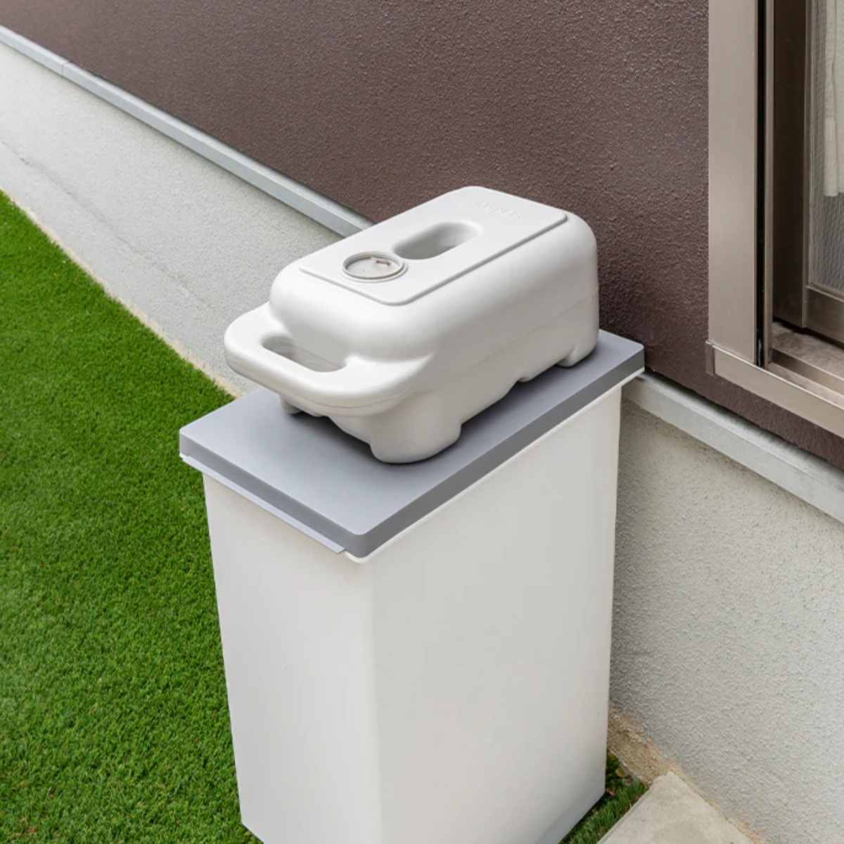 ブロー 重し 物干し台用 ( おもし ものほし台用 重り 1個 物干し台 転倒防止 重石 水 砂 固定 シェード 日よけ ウエイト 底面 くぼみ付き )