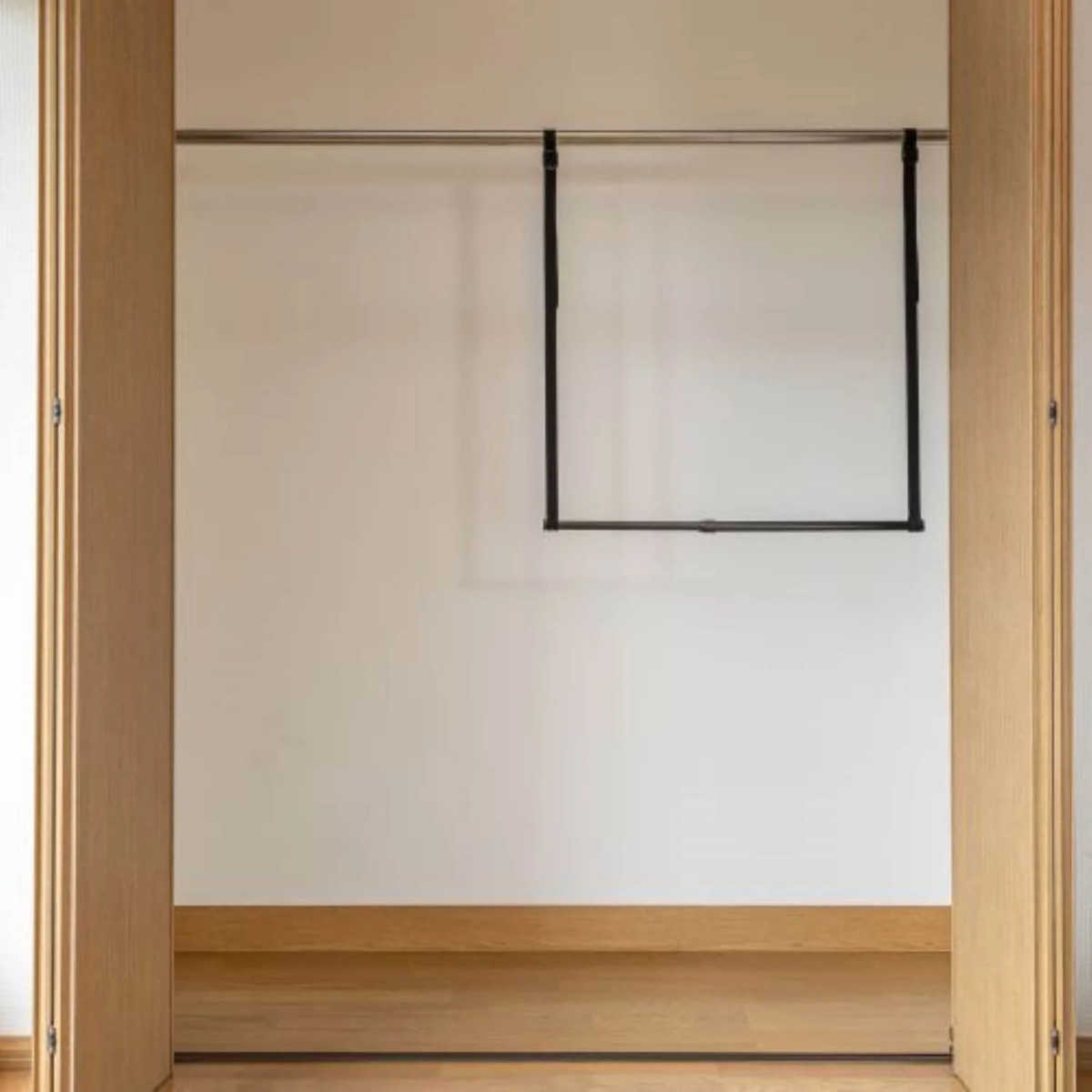 ハンガー 吊り下げハンガー クローゼット 収納 幅46~80×高さ最大100cm ( 伸縮 2段ハンガー 吊り下げ 収納力アップ クローゼット収納 ハンガーラック 吊り下げ収納 クローゼットハンガー 収納アップ 省スペース 衣類収納 大容量 )