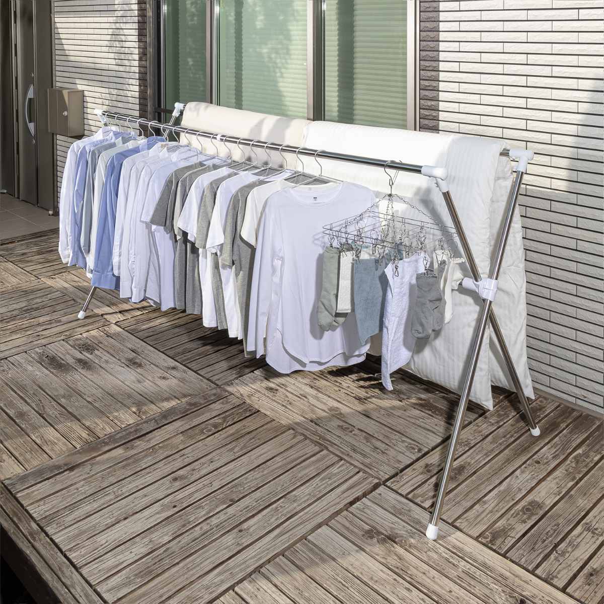 物干し 物干しスタンド 布団干し 伸縮タイプ ステンクラー ( 洗濯物干し 伸縮 X型 洗濯 布団 ハンガー 室内 屋外 大容量 折りたたみ 軽量 室内干し 部屋干し ベランダ ウッドデッキ クロス型 伸縮式 折り畳み )