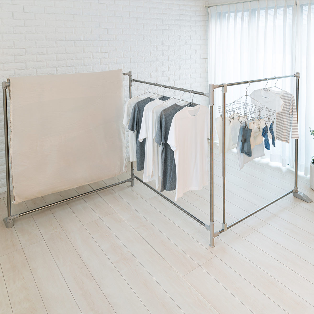 物干し 布団干し 洗濯物干し 専用伸縮竿付 折りたたみ ステンクラー ( 室内物干し 3連 伸縮竿 洗濯 布団 ハンガー 室内 コンパクト 軽量 室内干し 部屋干し 洗濯物 スタンド 省スペース 折り畳み 洗濯用品 )