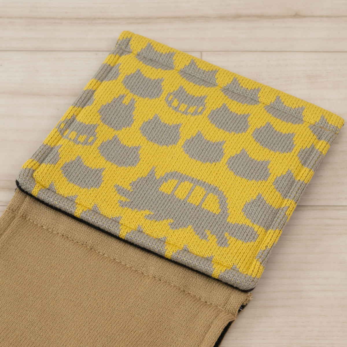 ペーパーホルダーカバー となりのトトロ 魔女の宅急便 ニットペーパーホルダーカバー ( トイレットペーパーカバー ペーパーホルダー 予備 洗える トトロ ネコバス ジジ トイレタリー ホルダーカバー 取付簡単 洗濯OK ニット生地 ) 【トトロ】 トトロ