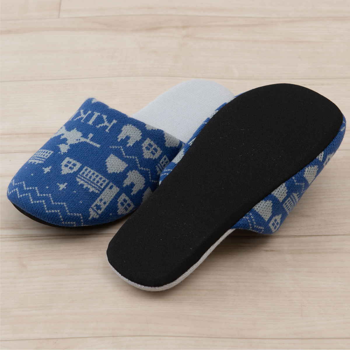 スリッパ となりのトトロ 魔女の宅急便 ニットスリッパ 22.0~24.0cm ( ルームシューズ 洗える 室内 レディース ニット キャラクター トトロ ネコバス ジジ キキ 洗濯OK ニット生地 来客用 トイレ おしゃれ ) 【ジジ】 ジジ