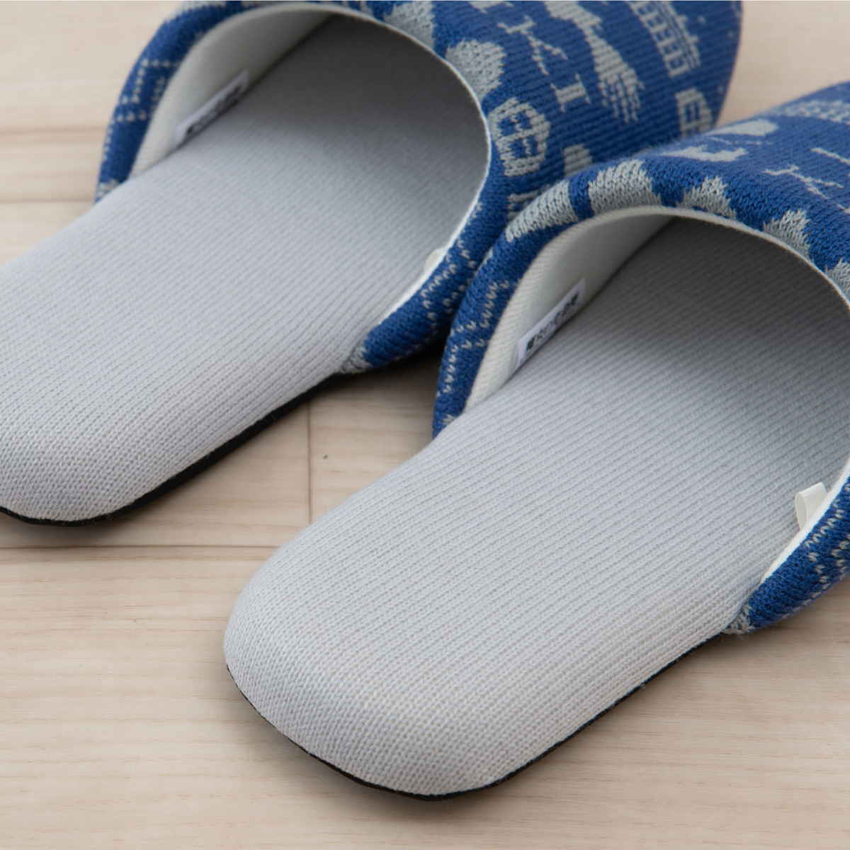 スリッパ となりのトトロ 魔女の宅急便 ニットスリッパ 22.0~24.0cm ( ルームシューズ 洗える 室内 レディース ニット キャラクター トトロ ネコバス ジジ キキ 洗濯OK ニット生地 来客用 トイレ おしゃれ ) 【ジジ】 ジジ