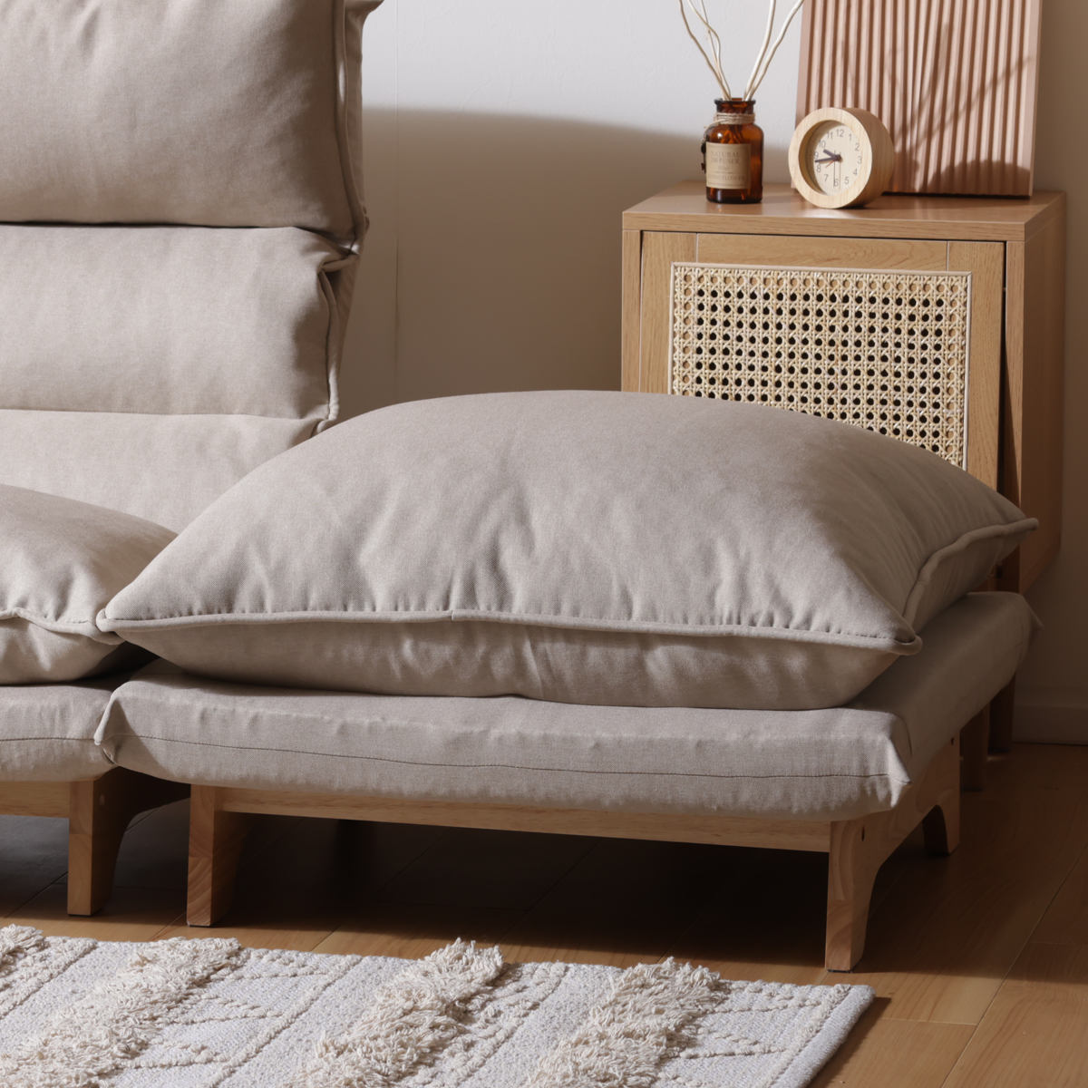 スツール オットマン 高さ43cm 木製脚付 コーデュロイ生地 ダリアン・デニム調生地 ( 1人掛け チェア ワイド 椅子 天然木 フレーム ファブリック 北欧 ナチュラル ) 【アッシュグレー】 アッシュグレー