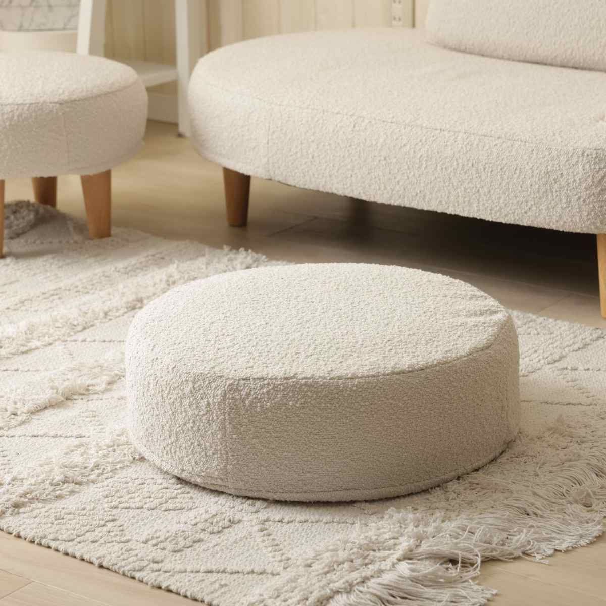 カバーが洗える低反発スクエアクッション ブークレ生地 ( フロアクッション 直径48cm 円形 四角 ソファ リビング 日本製 リラックス 座布団 枕 オットマン 座椅子 持ち運び 低反発 カバー取り外し 丸型 角型 厚み インテリア ) 【グレー ラウンド】 グレー ラウンド