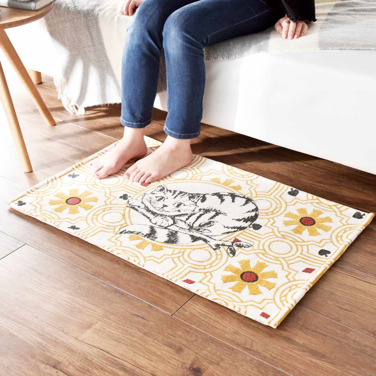 マット インテリアマット チシャ猫 ( 玄関マット インテリアマット 多目的マット エントランスマット 滑り止め加工 滑り止め お手入れ簡単 ベッドサイド 手洗い可能 インテリア フリーマット 洗面 ねこ 洗える )