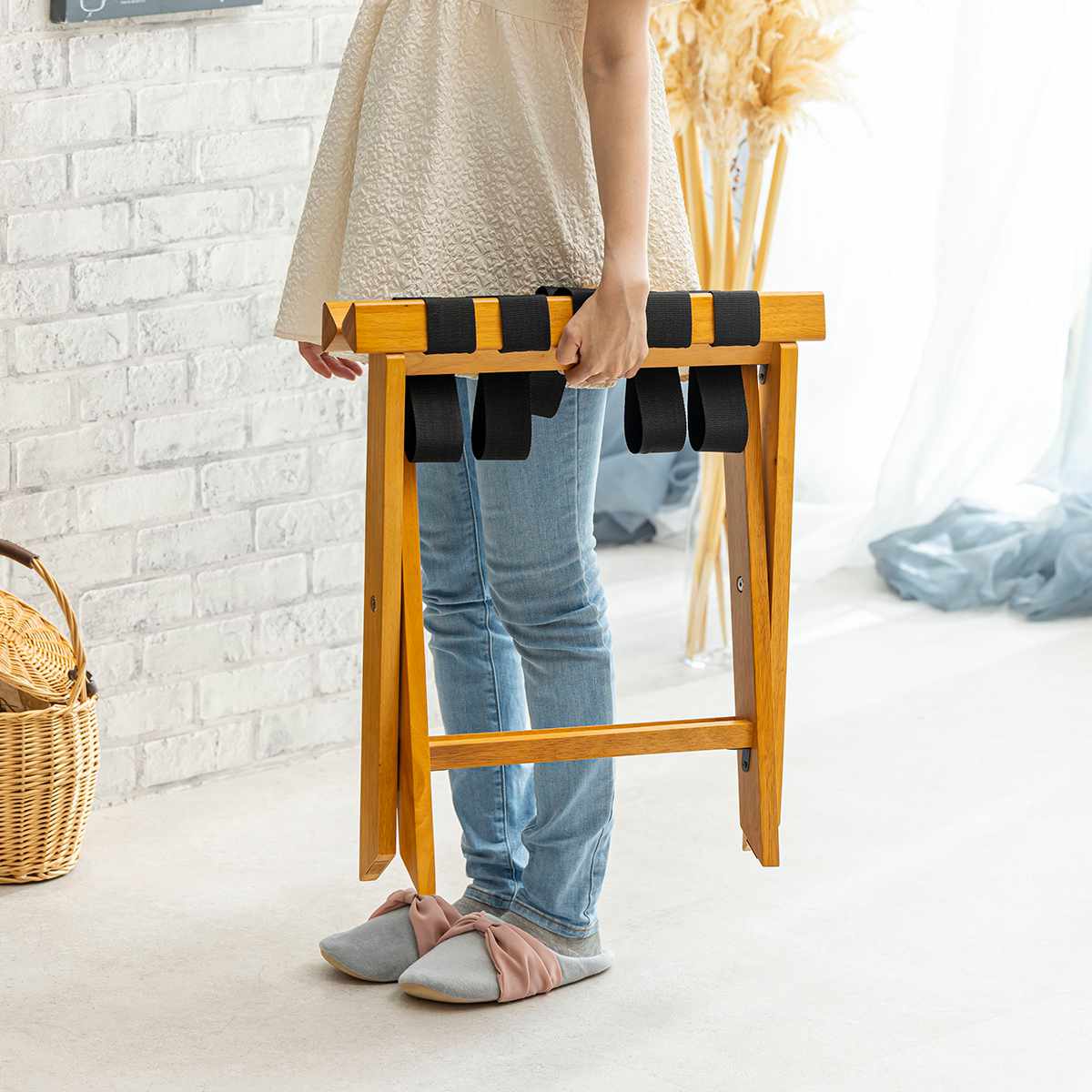 バゲージラック 幅50cm 折り畳み 荷物置き 木製 収納 ラック ( バゲッジスタンド 折りたたみ バッグ カバン 置き場 ホテル 玄関 寝室 カバン置き スーツケース おしゃれ フリーラック アウトドア クーラーボックス 台 ) 【ライトブラウン】 ライトブラウン