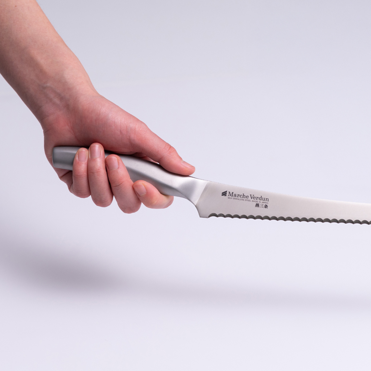 パン切り包丁 21.5cmマルシェヴェルダン 食洗機対応 日本製 パンスライサー ( パン切り パン ブレッド ナイフ カット 包丁 ブレッドナイフ パンナイフ 21.5センチ 215mm 215ミリ 調理小物 調理道具 キッチングッズ キッチンツール )