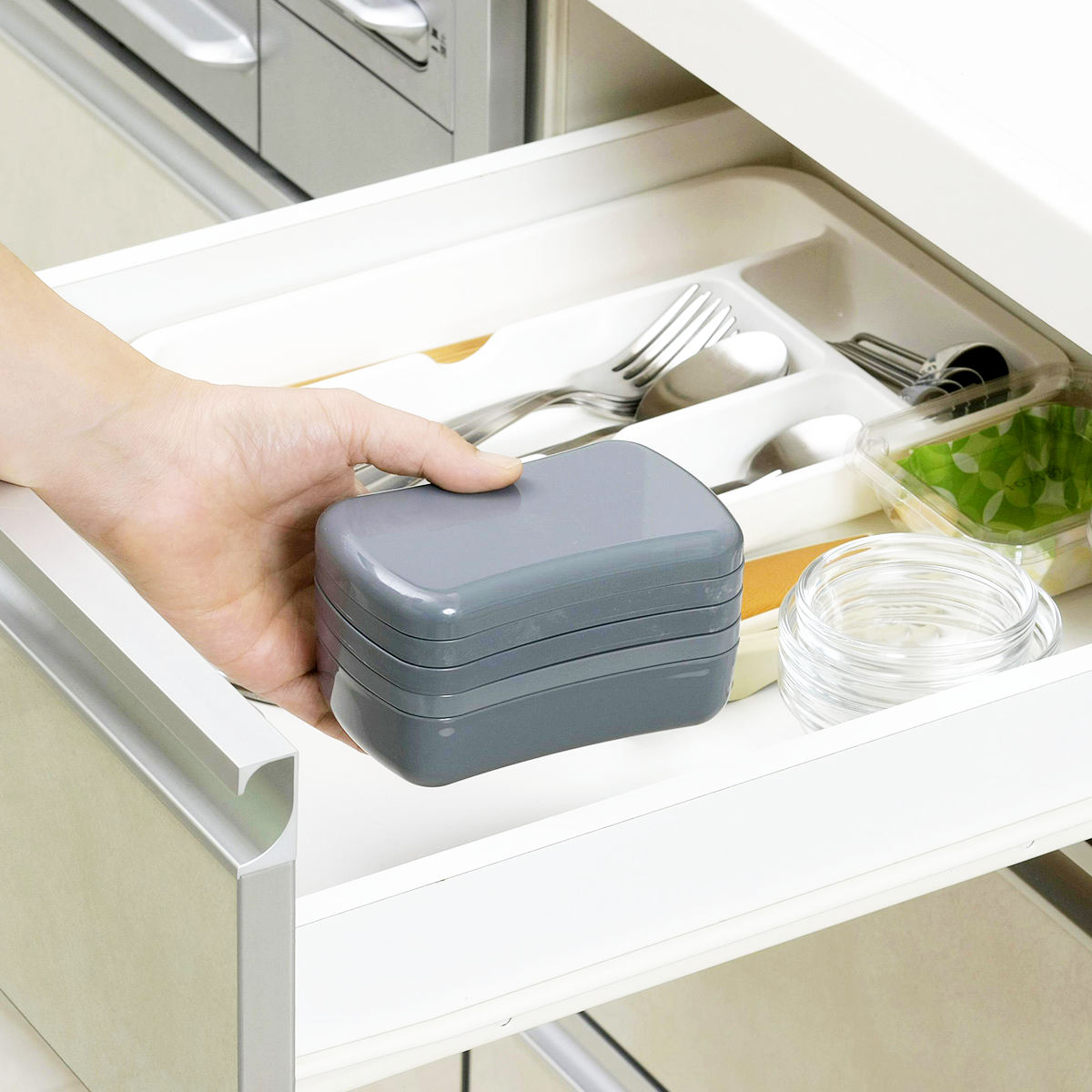 野菜調理器セット 6点セット コンパクト 日本製 ( おろし器 千切り器 野菜スライサー セット 調理器 ベジタブルスライサー おろし金 大根おろし 皮むき器 スライス 安全ガード キッチンツール 受け皿付き )